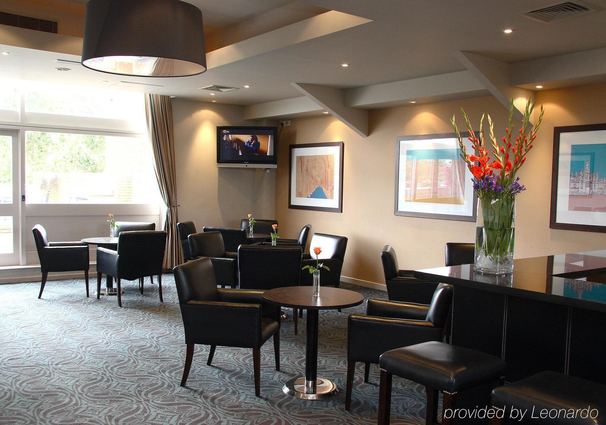 Cambridge Bar Hill Hotel, BW Signature Collection Ristorante foto